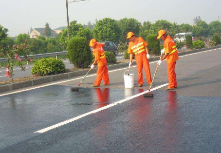 台州 彩色路面喷漆维修改色的使用寿命有多长？